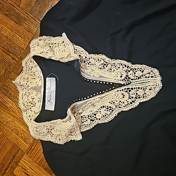 Hopeless Romantic Top - Picture 2 of 5